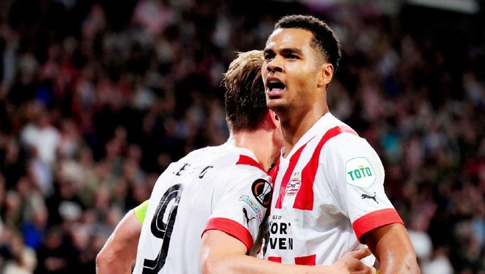 他从小就展 他从小就展