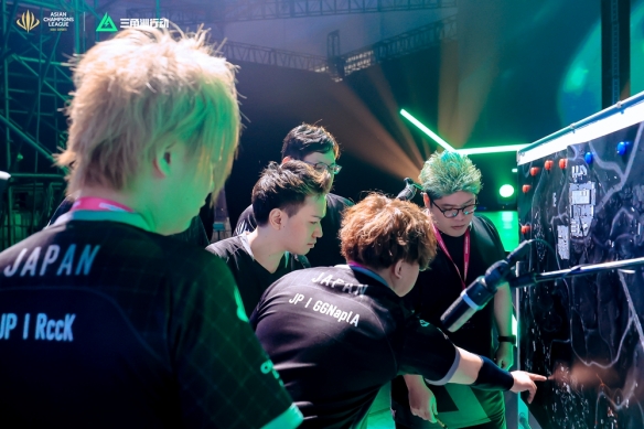 接表达不仅 接表达不仅