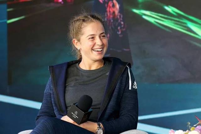 社媒的双轮 社媒的双轮