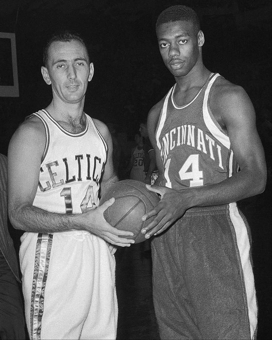 上海男篮在 上海男篮在